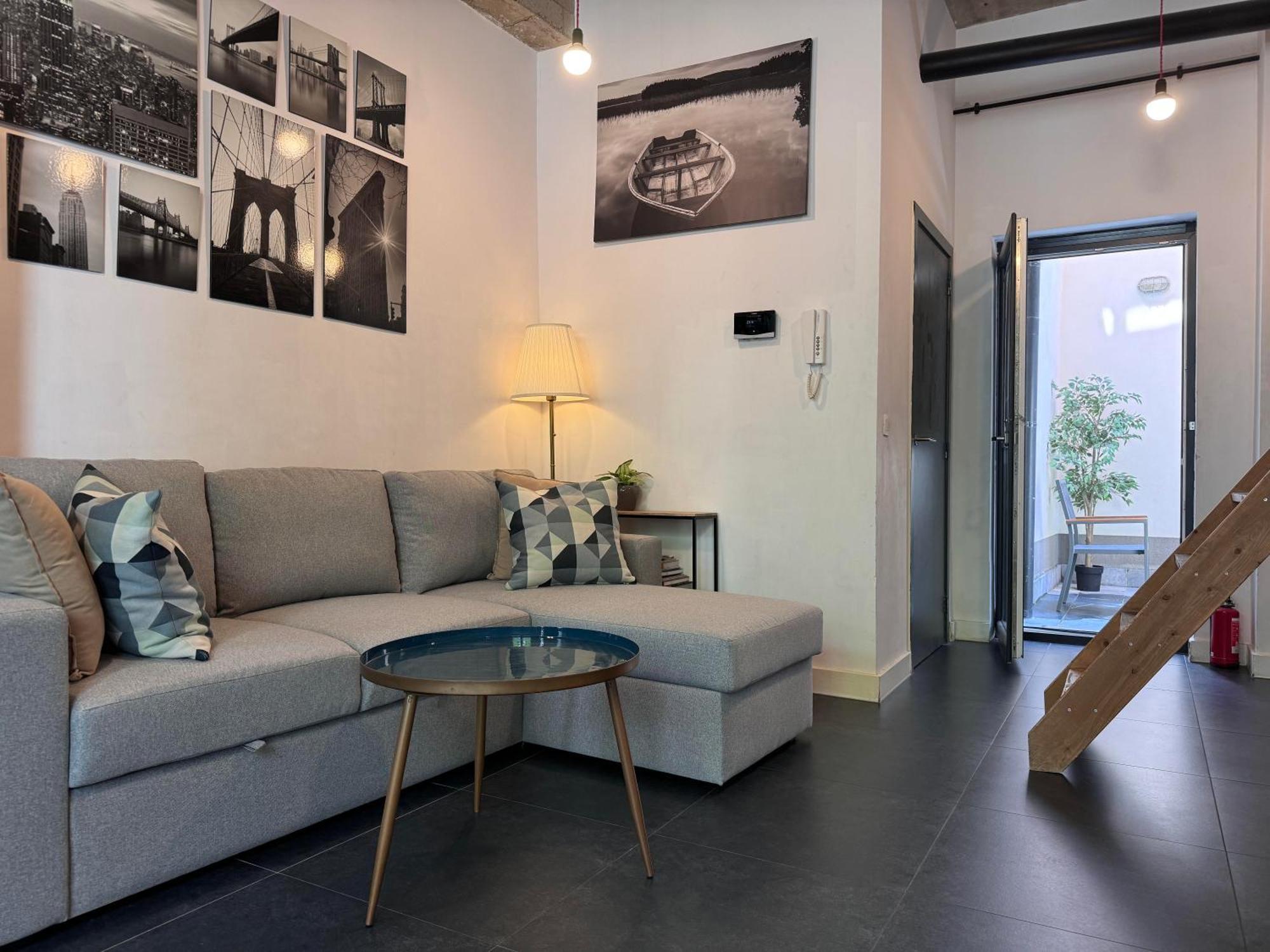 Modern Cozy Studio With Backyard 안트베르펜 외부 사진