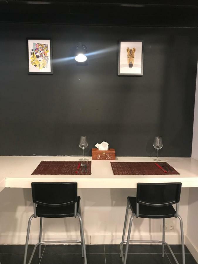 Modern Cozy Studio With Backyard 안트베르펜 외부 사진